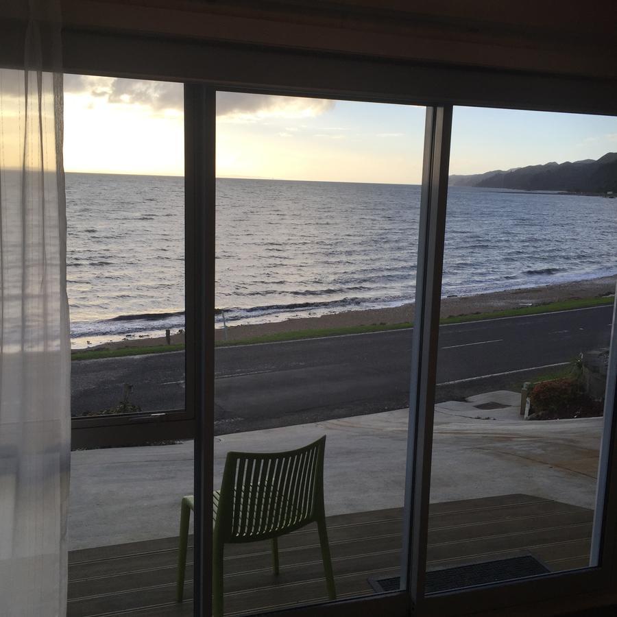 Te Mata Bay Seaviews Bed & Breakfast Tapu ภายนอก รูปภาพ